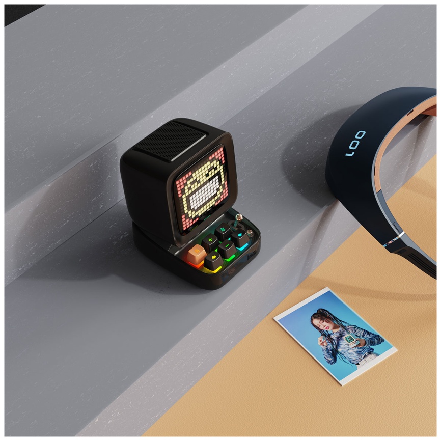 Умная колонка Divoom Ditoo Pro черная (41000009682) фото 4