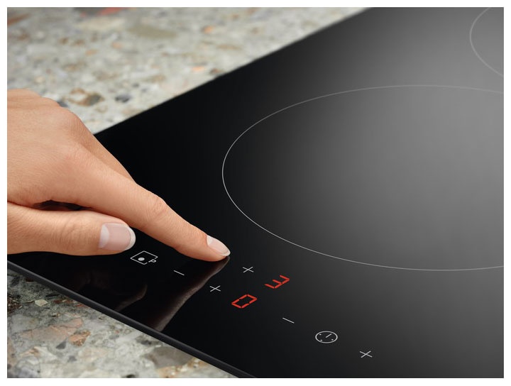 Электрическая варочная панель Electrolux LIT30230C 29 см, 2 конфорки стеклокерамика, черный фото 3