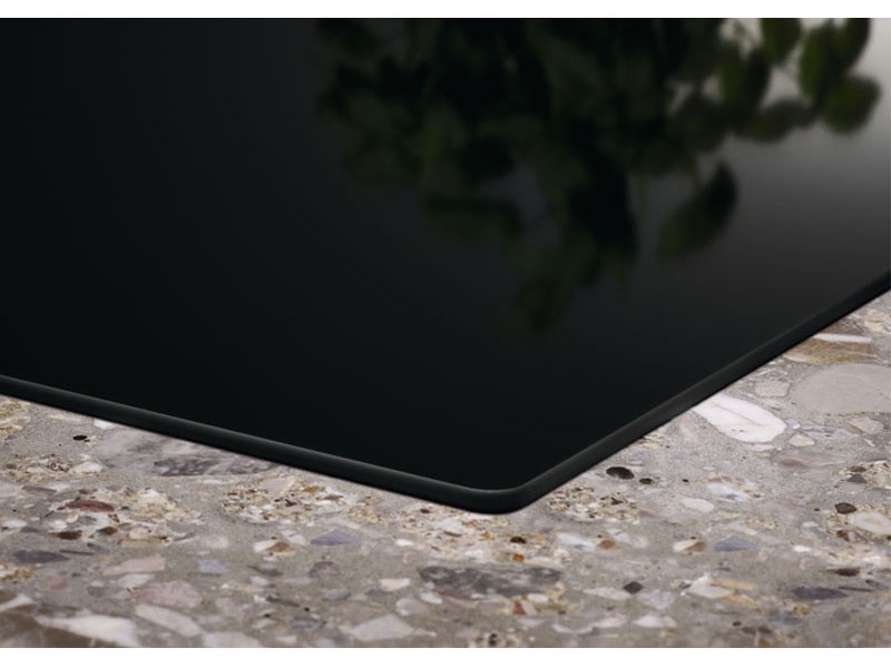 Электрическая варочная панель Electrolux KIS62453I 58 см, 4 конфорки стеклокерамика, черный фото 4