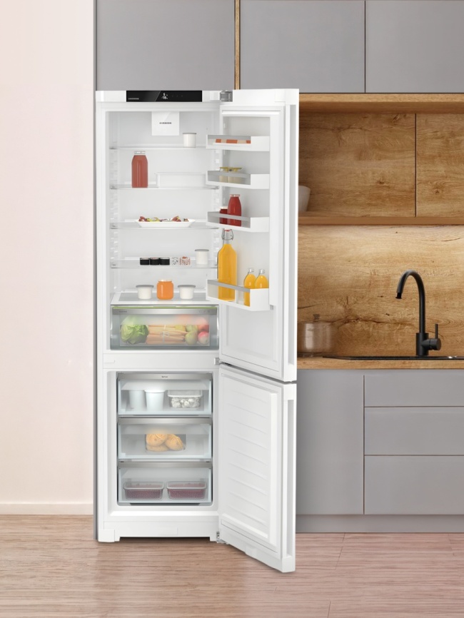 Двухкамерный холодильник Liebherr CNd 5703-22 001 No frost, белый фото 3