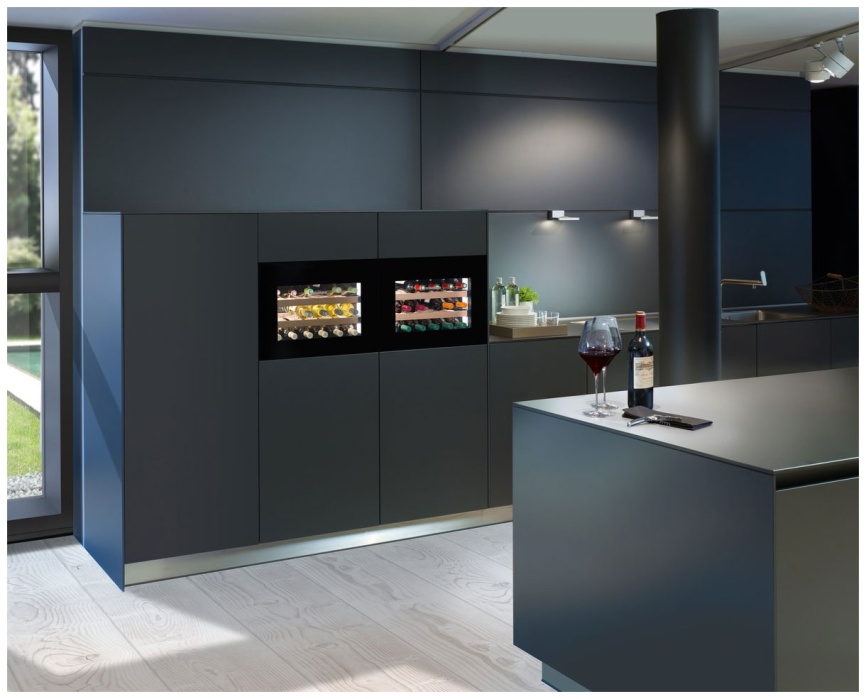 Встраиваемый винный шкаф Liebherr WKEgb 582-26 001 черное стекло фото 5