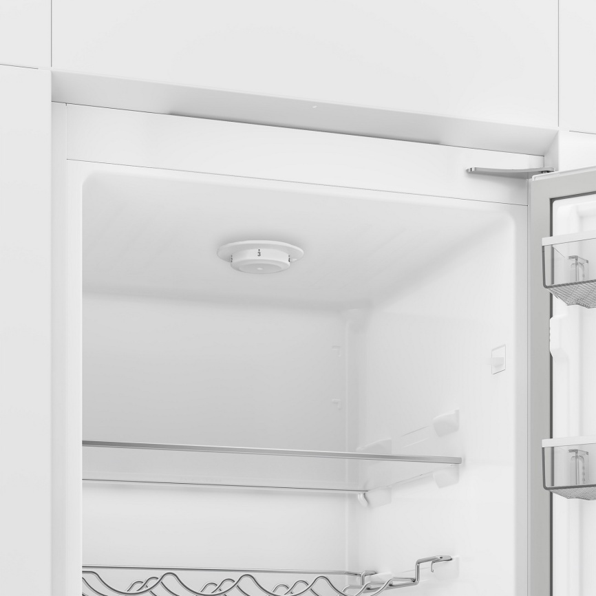 Встраиваемый однокамерный холодильник Hotpoint HBDR 18, белый фото 2