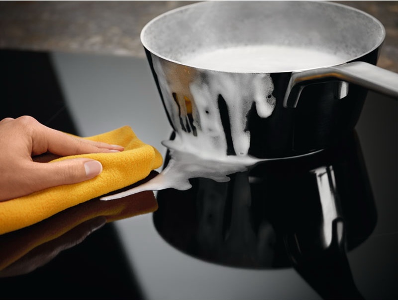 Электрическая варочная панель Electrolux EIT60443X 57 см, 4 конфорки стеклокерамика, черный фото 3