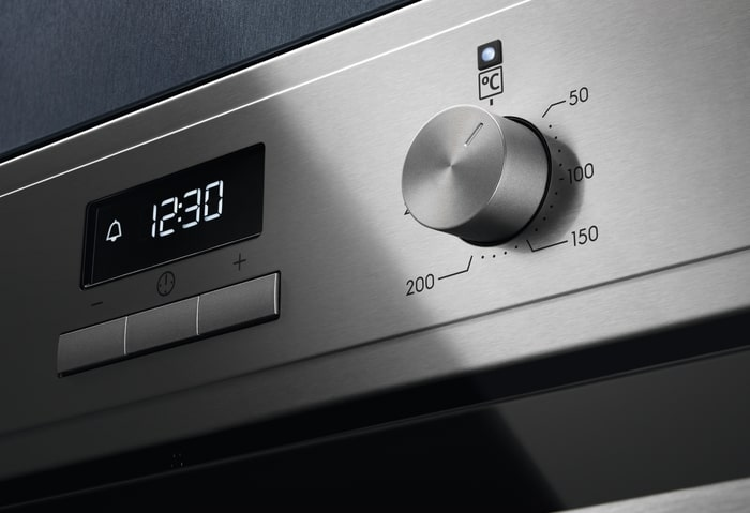 Встраиваемый духовой шкаф ELECTROLUX EOF3H50BX фото 5