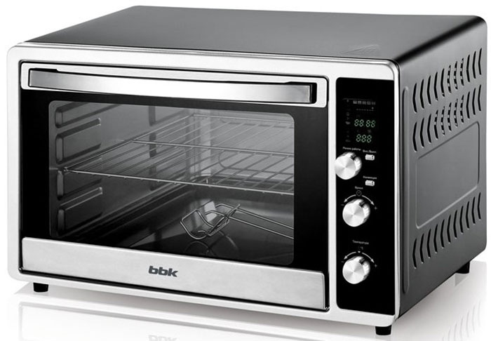 Мини-печь BBK OE3073DC черный/серебро фото 1