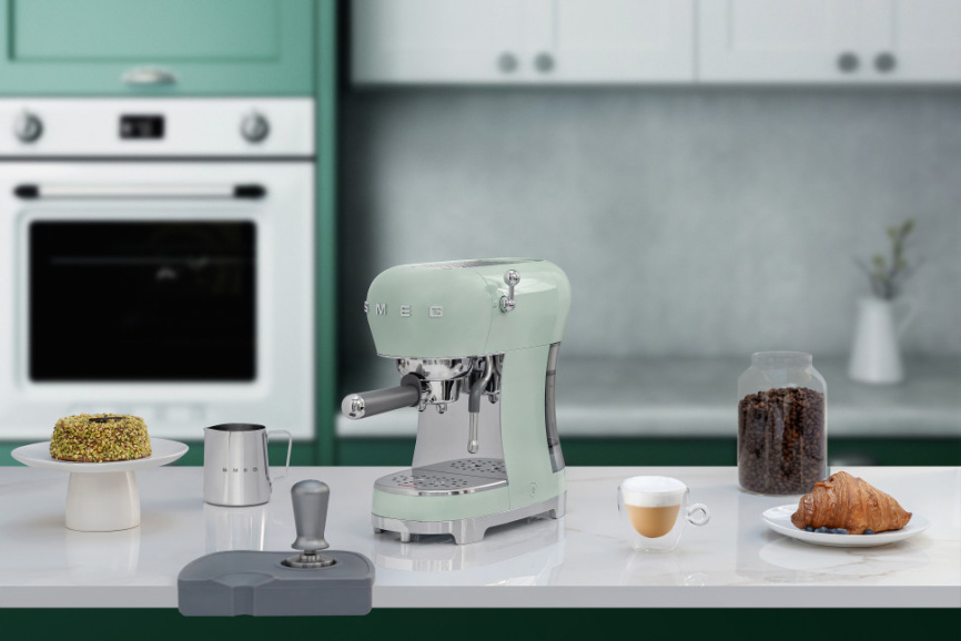 Ручная кофемашина SMEG ECF02PGEU фото 9