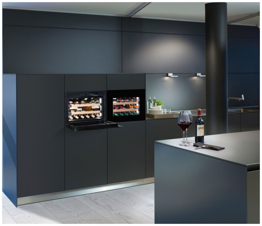 Встраиваемый винный шкаф Liebherr WKEgb 582-26 001 черное стекло фото 4