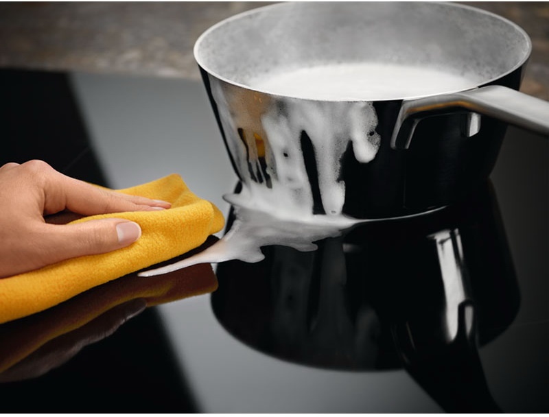 Электрическая варочная панель Electrolux KIS62453I 58 см, 4 конфорки стеклокерамика, черный фото 5