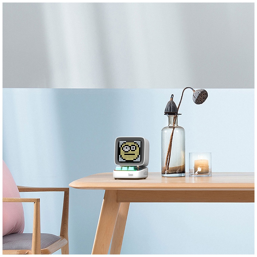 Умная колонка Divoom Ditoo Pro белая (41000009681) фото 4