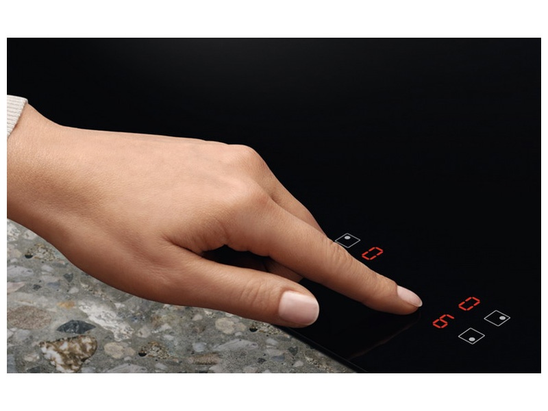 Электрическая варочная панель Electrolux EIB60420CK 59 см, 4 конфорки стеклокерамика, черный фото 7